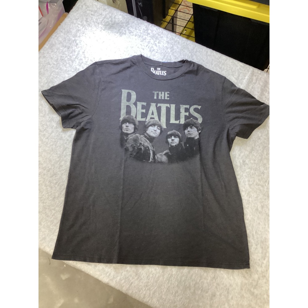 The Beatles 1965 American Tour Graphic T-Shirt Mens Small Black Soot‎ NWT